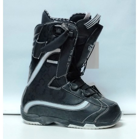 Deeluxe lara velvet boardcipő 245-06